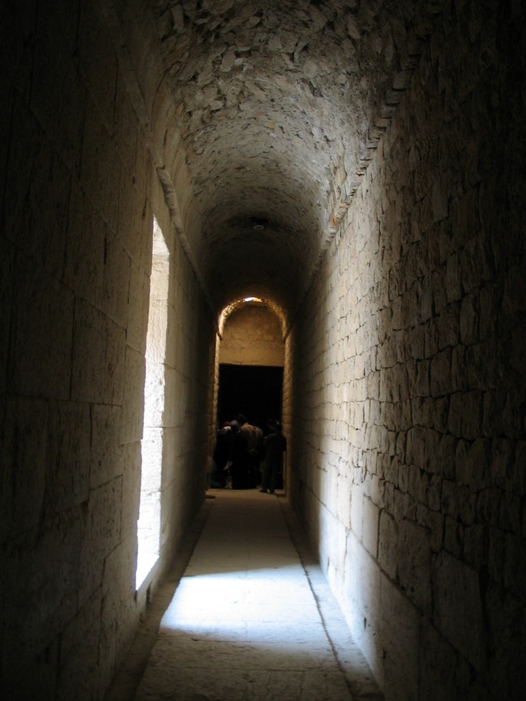 معبد آناهیتا در بیشاپور