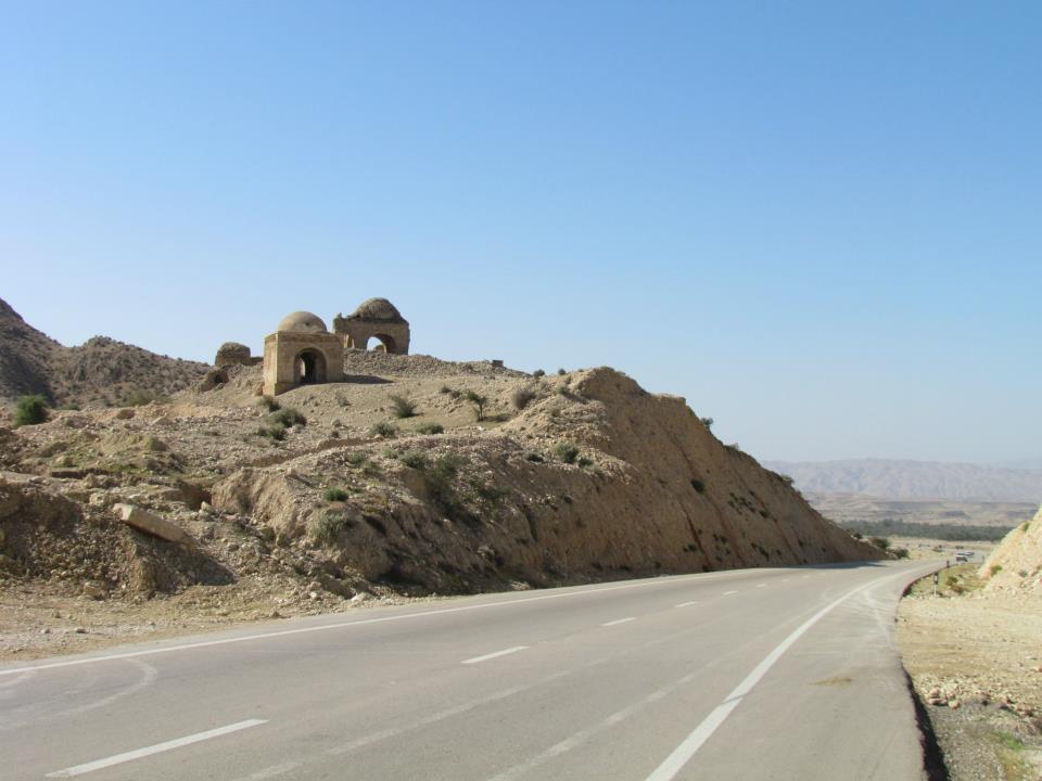 آتشكده كنارسیاه فیروز آباد 