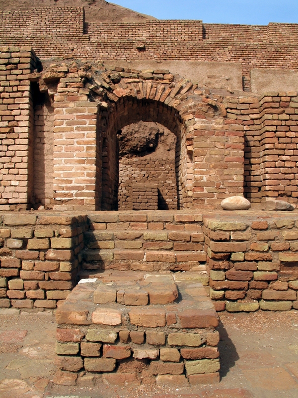 زیگورات چغازنبیل