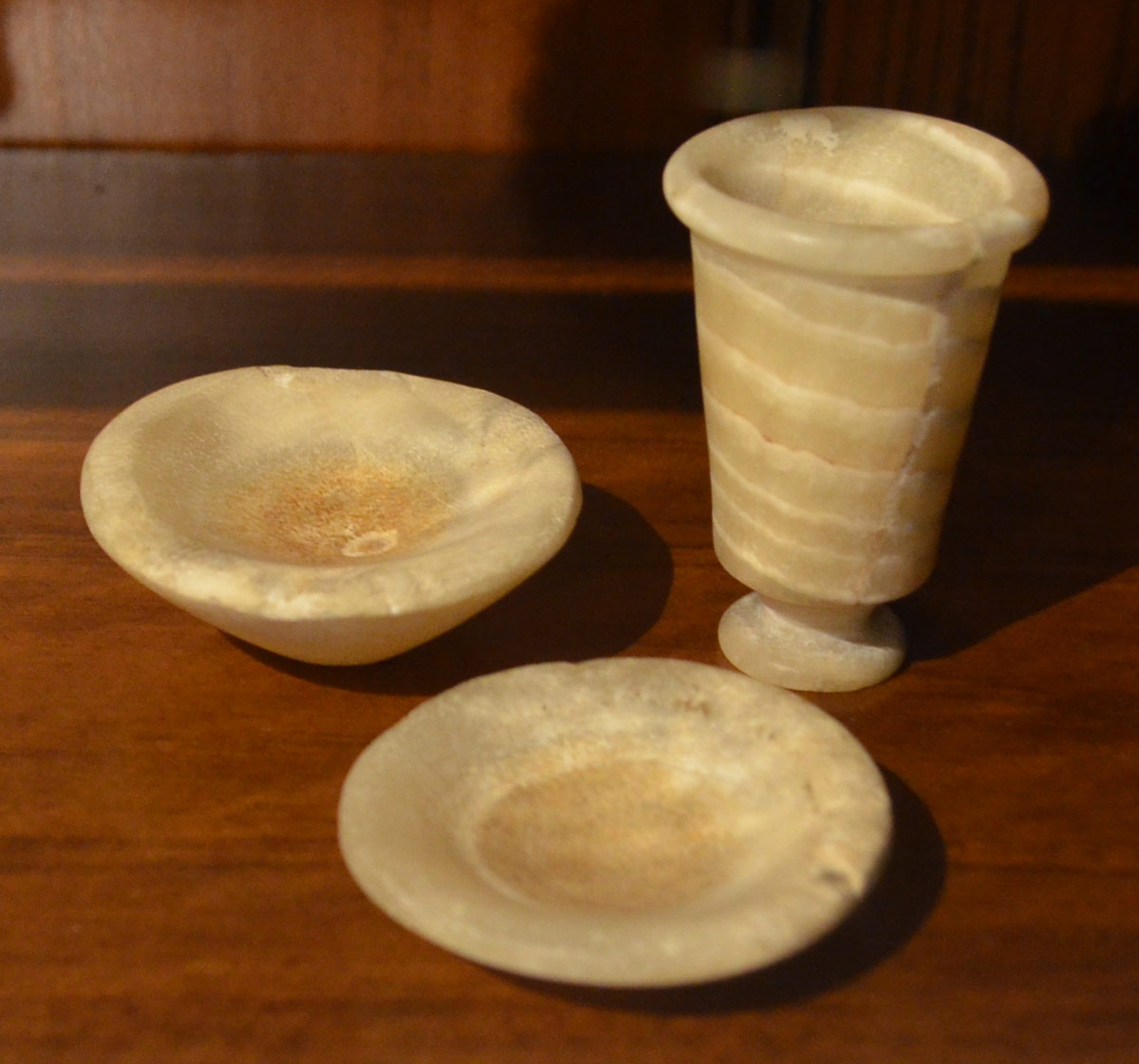 ظروف سنگی اسباب بازی