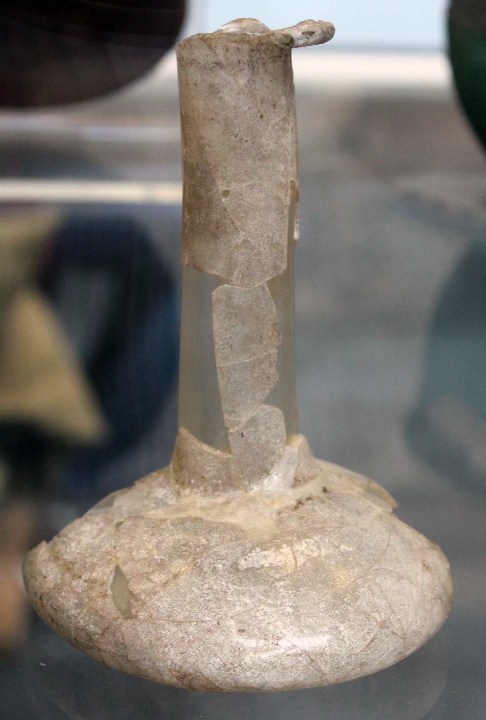 ظرف شیشه ای نوبه