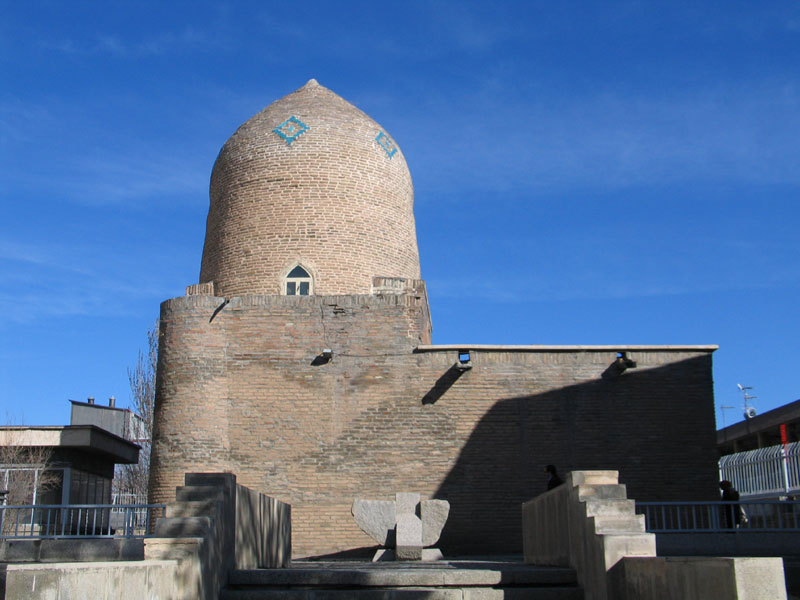مقبره استر همدان