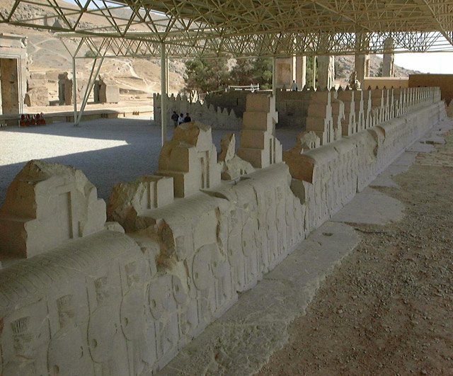  کاخ آپادانا تخت جمشید