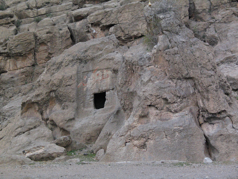 استودان - هخامنشی