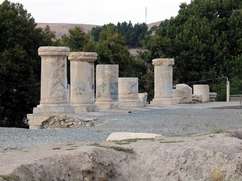 معبد آناهیتای کنگاور