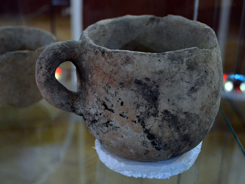 تپه باستانی آوه