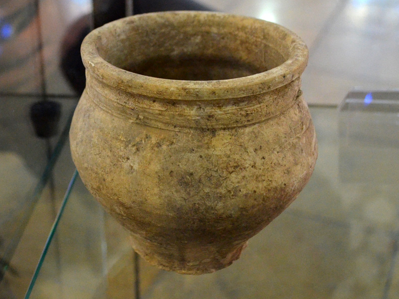 تپه باستانی آوه