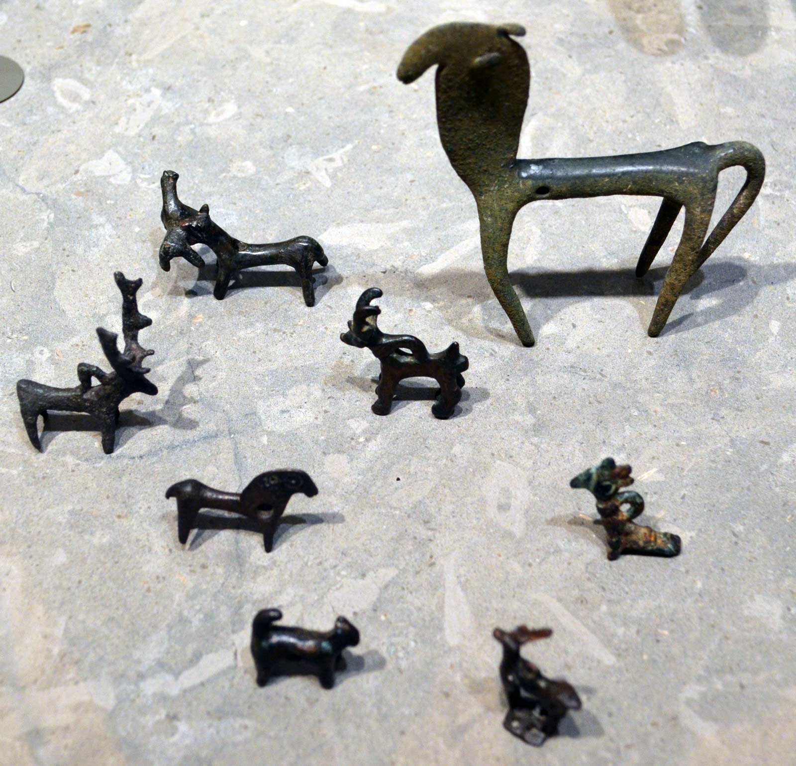 آثار  مفرغ لرستان