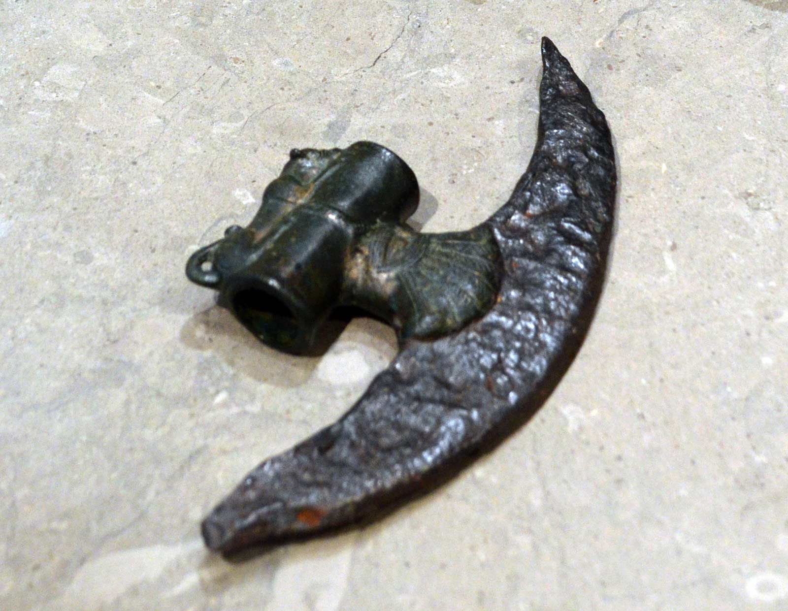 آثار  مفرغ لرستان