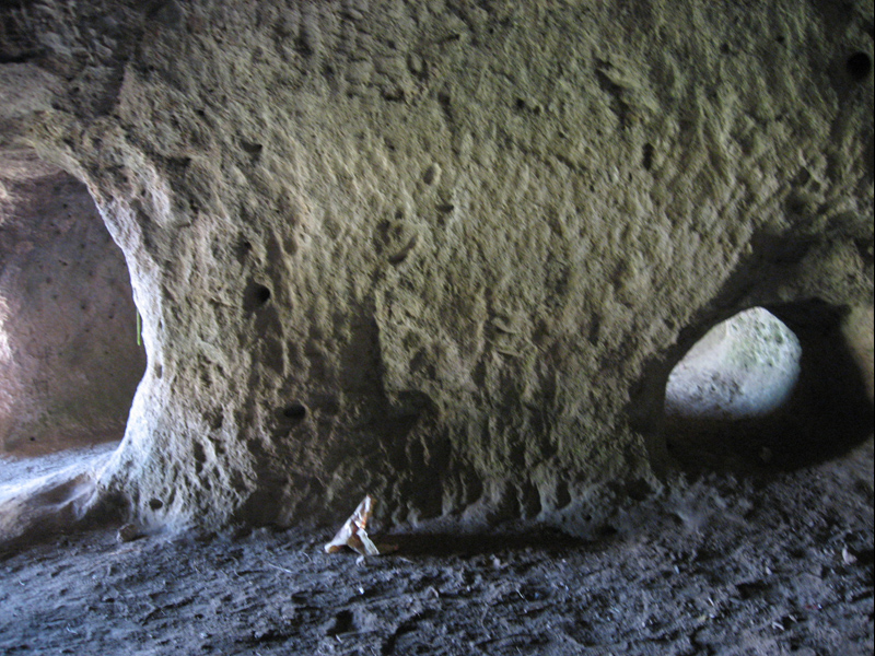 دخمه های سنگی ویند كلخوران