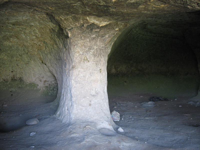 دخمه های سنگی ویند كلخوران