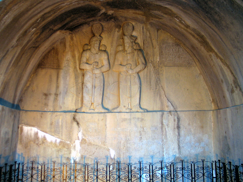 سنگ نگاره تاق بستان