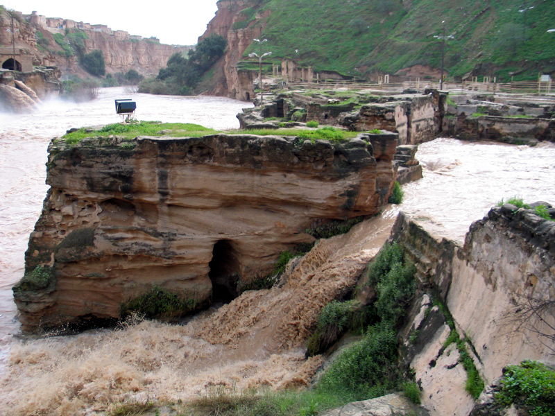 آبشارهای شوشتر